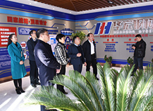 ��������